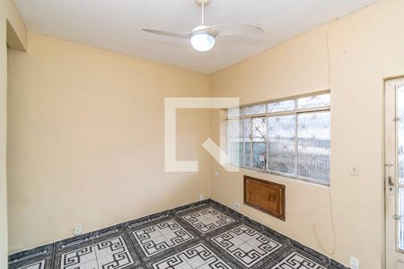 Sala de apartamento para alugar com 2 quartos, 60m² em Brás de Pina, Rio de Janeiro