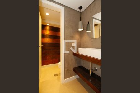 Lavabo de apartamento para alugar com 3 quartos, 180m² em Perdizes, São Paulo