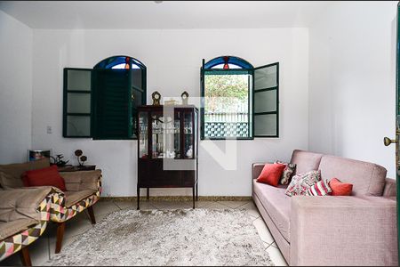 Sala 2 de casa à venda com 5 quartos, 185m² em Sagrada Família, Belo Horizonte