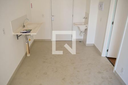 Sala/Cozinha de apartamento para alugar com 1 quarto, 28m² em Penha de França, São Paulo