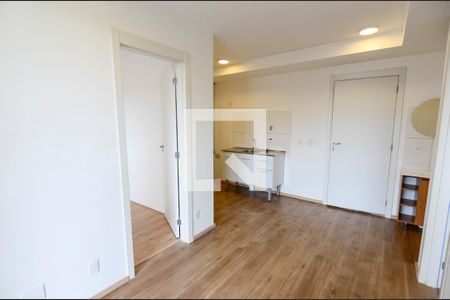 Sala de apartamento para alugar com 2 quartos, 44m² em Santo Cristo, Rio de Janeiro