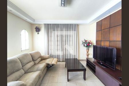 Sala de casa à venda com 2 quartos, 200m² em Vila Mariana, São Paulo