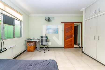 Suíte 2 de casa à venda com 5 quartos, 320m² em Calafate, Belo Horizonte