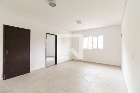 Sala de casa para alugar com 2 quartos, 90m² em Vila Carmosina, São Paulo