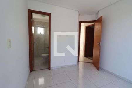 Quarto 1 suíte de apartamento para alugar com 2 quartos, 52m² em Vila Humaita, Santo André