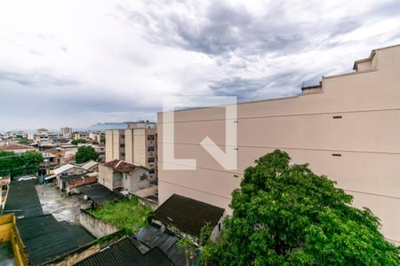 Vista da Sala de apartamento à venda com 2 quartos, 63m² em Olaria, Rio de Janeiro