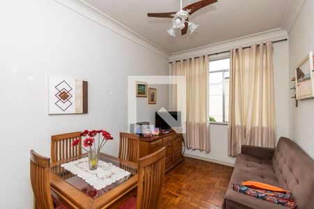 Sala de apartamento à venda com 2 quartos, 63m² em Olaria, Rio de Janeiro