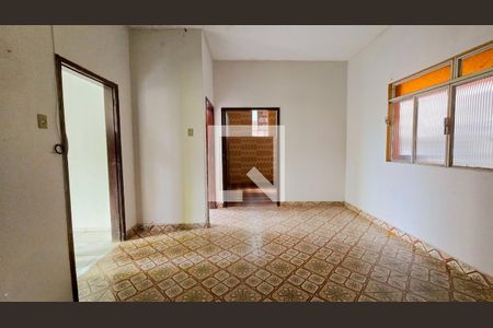 Sala 2 de casa à venda com 3 quartos, 228m² em Padre Eustáquio, Belo Horizonte
