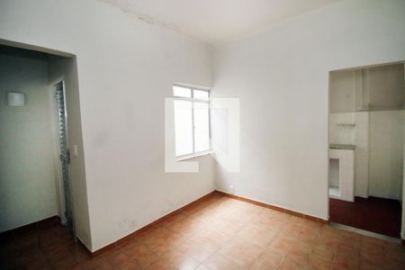Sala de casa para alugar com 1 quarto, 50m² em Vista Alegre, Rio de Janeiro