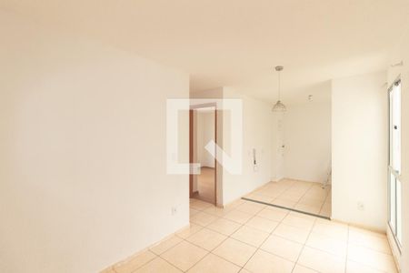 Sala de apartamento para alugar com 2 quartos, 46m² em Cosmos, Rio de Janeiro