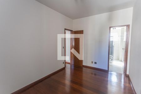 Suíte de apartamento à venda com 3 quartos, 95m² em Funcionários, Belo Horizonte