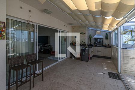 Sacada de apartamento à venda com 4 quartos, 220m² em Vila Gumercindo, São Paulo