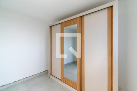 Quarto 1 de apartamento para alugar com 2 quartos, 39m² em Vila Mira, São Paulo