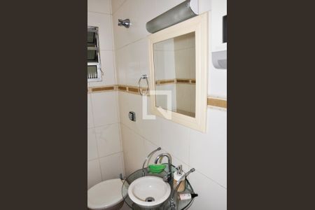 Detalhe - Lavabo da Sala de casa para alugar com 2 quartos, 59m² em Jardim Mangalot, São Paulo