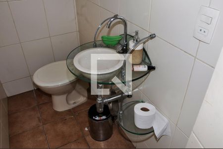 Detalhe - Lavabo da Sala de casa para alugar com 2 quartos, 59m² em Jardim Mangalot, São Paulo