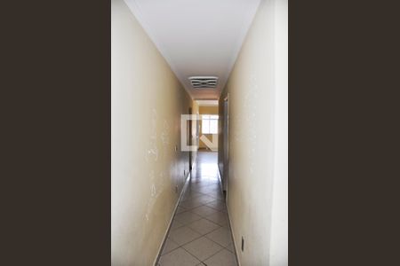 Detalhe - Corredor Quartos de casa para alugar com 2 quartos, 59m² em Jardim Mangalot, São Paulo