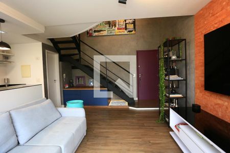 Sala  de apartamento para alugar com 2 quartos, 69m² em Vila Suzana, São Paulo