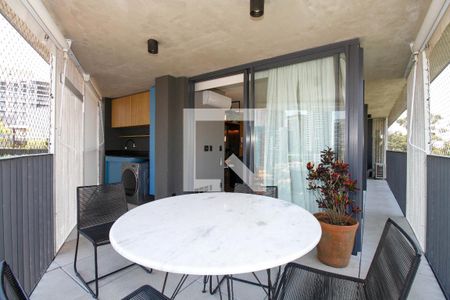 Varanda da Sala e Área de Serviço de apartamento para alugar com 1 quarto, 63m² em Sumarezinho, São Paulo