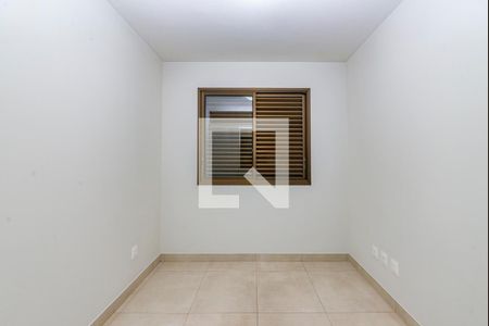 Quarto 2 de apartamento para alugar com 3 quartos, 110m² em Nova Granada, Belo Horizonte