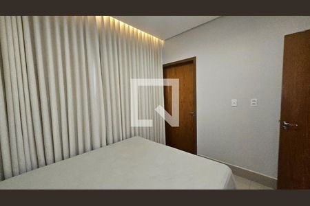 Quarto  de apartamento para alugar com 3 quartos, 117m² em Jardim Atlantico, Goiânia