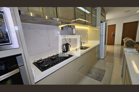 Cozinha de apartamento para alugar com 3 quartos, 117m² em Jardim Atlantico, Goiânia