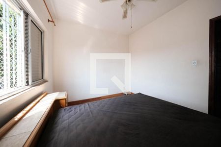 Quarto 2 de casa para alugar com 3 quartos, 105m² em Burgo Paulista, São Paulo