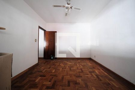 Quarto 1 de casa para alugar com 3 quartos, 105m² em Burgo Paulista, São Paulo