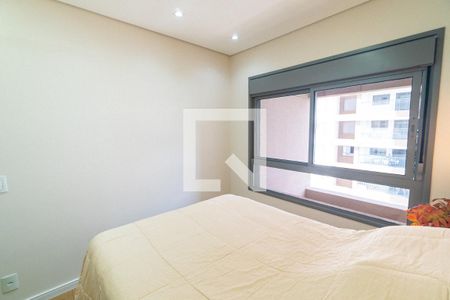Suite de apartamento à venda com 2 quartos, 74m² em Jardim Prudência, São Paulo