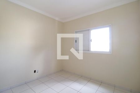 Quarto 1 de apartamento para alugar com 3 quartos, 83m² em Santa Mônica, Uberlândia