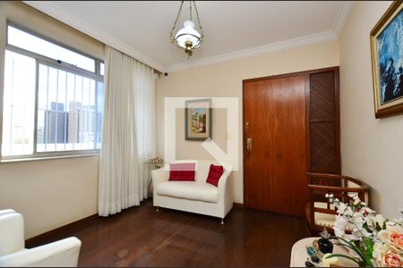Sala de estar de apartamento para alugar com 3 quartos, 110m² em Centro, Belo Horizonte
