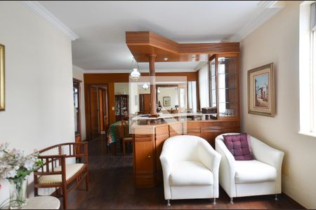 Sala de estar de apartamento para alugar com 3 quartos, 110m² em Centro, Belo Horizonte