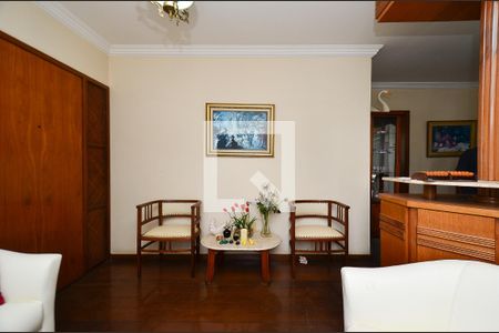 Sala de estar de apartamento para alugar com 3 quartos, 110m² em Centro, Belo Horizonte