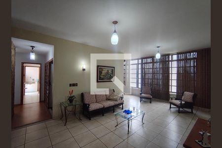 Casa à venda com 4 quartos, 265m² em Tanque, Rio de Janeiro