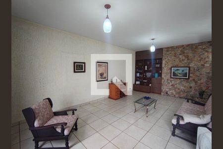 Casa à venda com 4 quartos, 265m² em Tanque, Rio de Janeiro