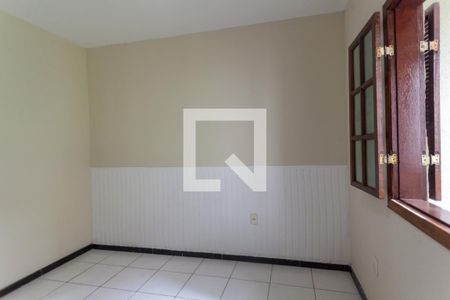 quarto 1 de casa à venda com 3 quartos, 180m² em Buritis, Belo Horizonte