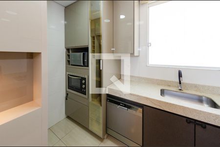 Cozinha de apartamento à venda com 3 quartos, 174m² em Jardim America, Belo Horizonte