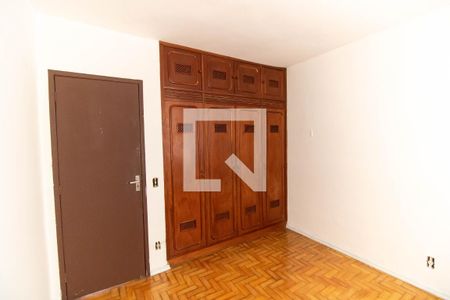 Quarto de apartamento à venda com 2 quartos, 80m² em Icaraí, Niterói