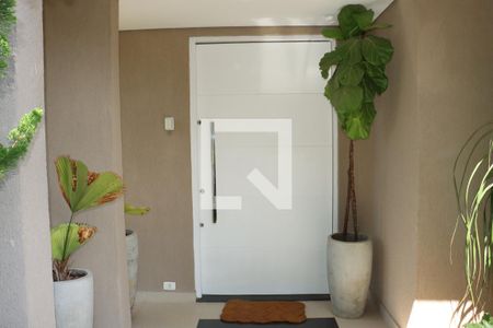 Casa de Condomínio para alugar com 3 quartos, 355m² em Jardim Indaia, Embu das Artes