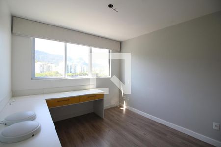 Quarto 1 de apartamento para alugar com 2 quartos, 79m² em Barra Olímpica, Rio de Janeiro