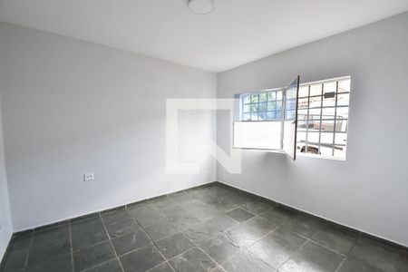 Sala de casa para alugar com 2 quartos, 80m² em Vila Monumento, São Paulo