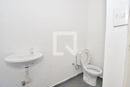 Lavabo de casa para alugar com 2 quartos, 80m² em Vila Monumento, São Paulo