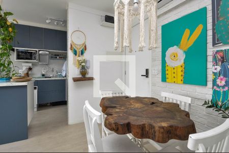 Sala de apartamento para alugar com 2 quartos, 55m² em Vila Anastácio, São Paulo