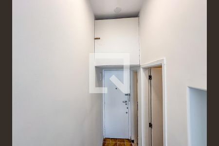 Corredor de kitnet/studio para alugar com 1 quarto, 25m² em Santa Teresa, Rio de Janeiro