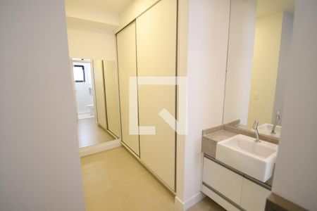 Quarto de kitnet/studio para alugar com 1 quarto, 45m² em Centro, Campinas
