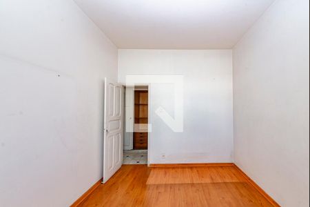 Quarto  de apartamento para alugar com 2 quartos, 81m² em Barroca, Belo Horizonte