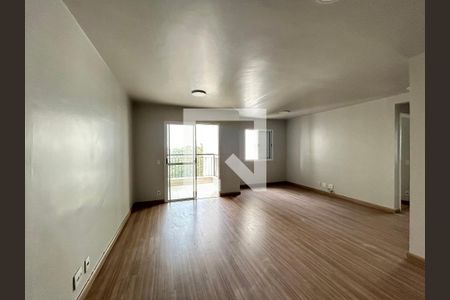Sala de apartamento para alugar com 2 quartos, 81m² em Vila Amélia, São Paulo