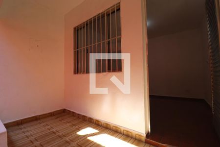 Varanda de casa para alugar com 2 quartos, 50m² em Jardim Alzira Franco, Santo André
