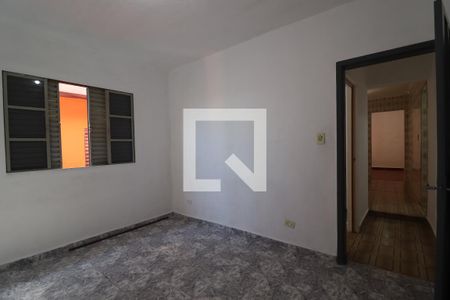 Quarto 1 de casa para alugar com 2 quartos, 50m² em Jardim Alzira Franco, Santo André