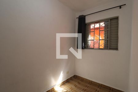 Quarto 2 de casa para alugar com 2 quartos, 50m² em Jardim Alzira Franco, Santo André