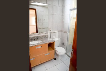 Banheiro de apartamento para alugar com 3 quartos, 140m² em Vila Brandina, Campinas
